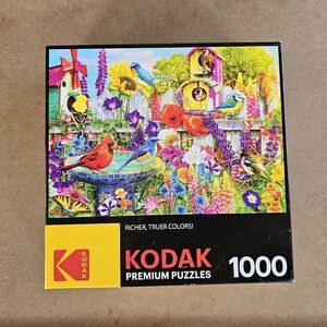 Kodak Premium Puzzle - Colorful Floral Scene